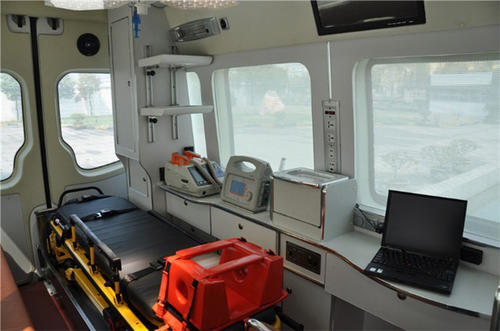 常州救护车内部